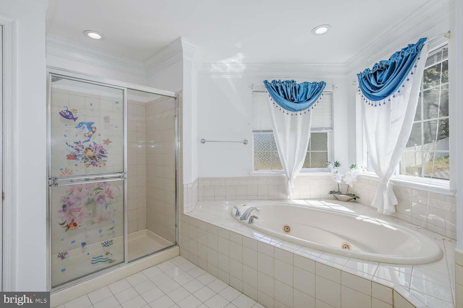 ASHLEY'S CROSSING - Residential