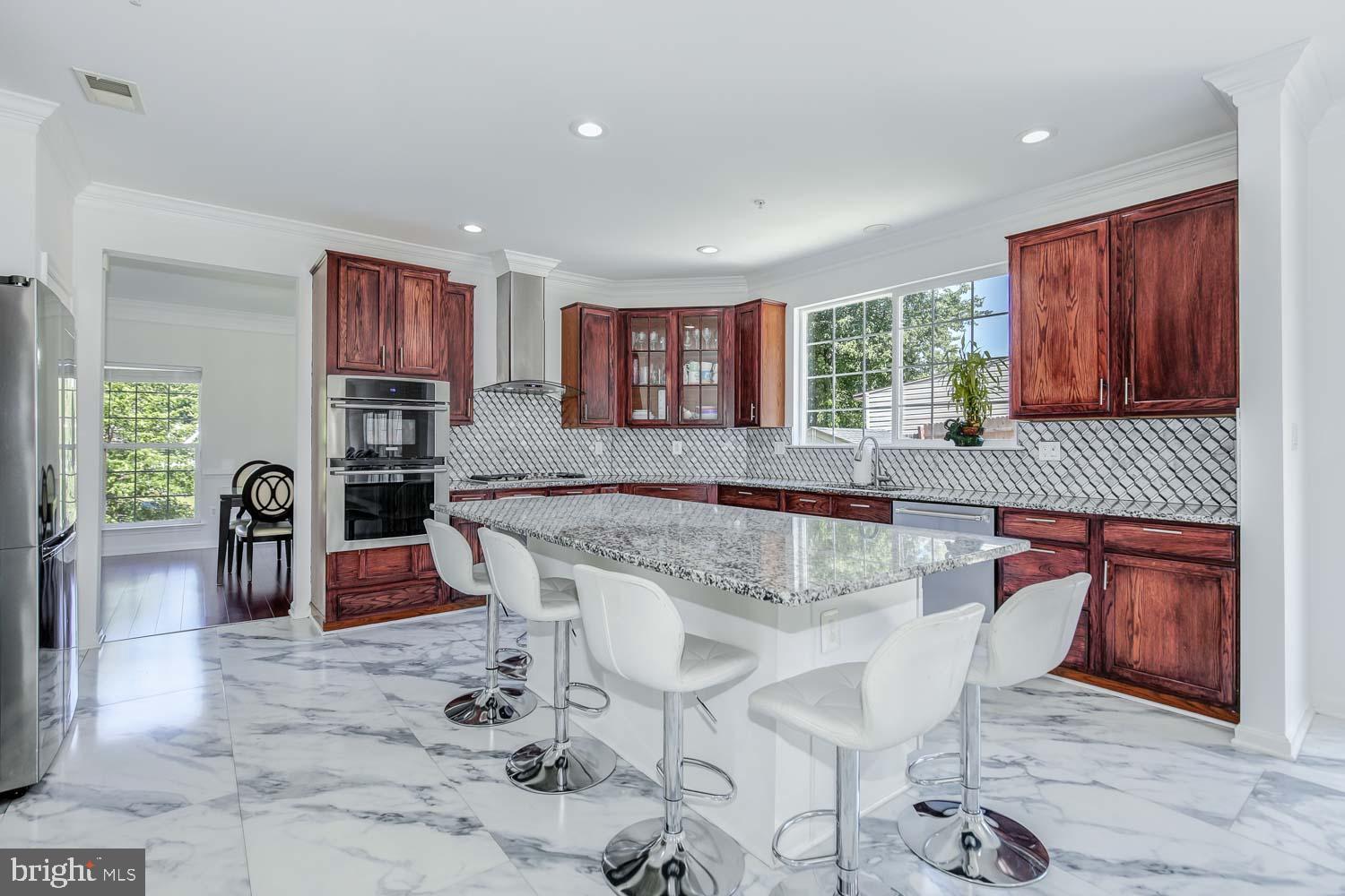 ASHLEY'S CROSSING - Residential