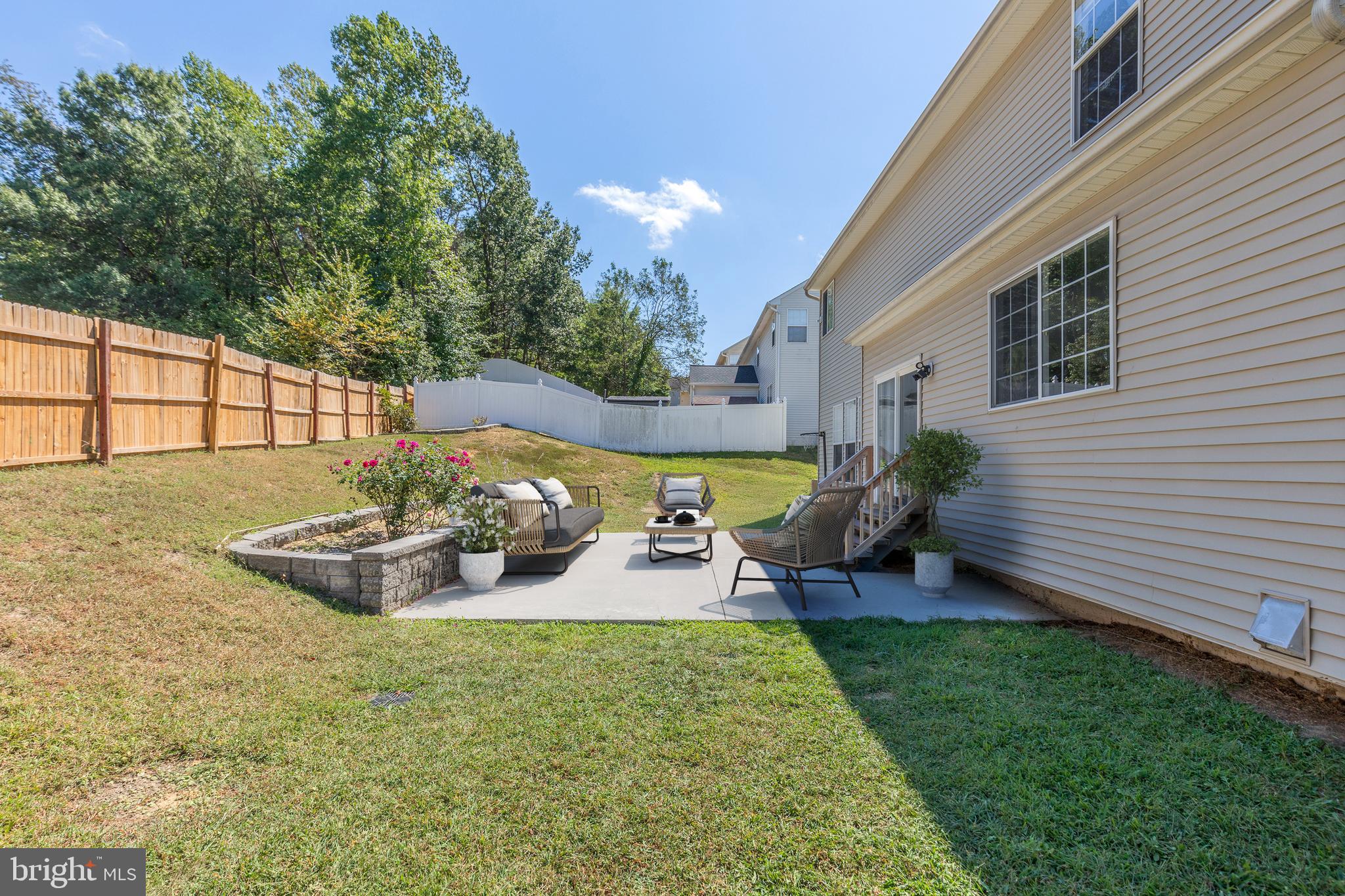 ASHLEY'S CROSSING - Residential