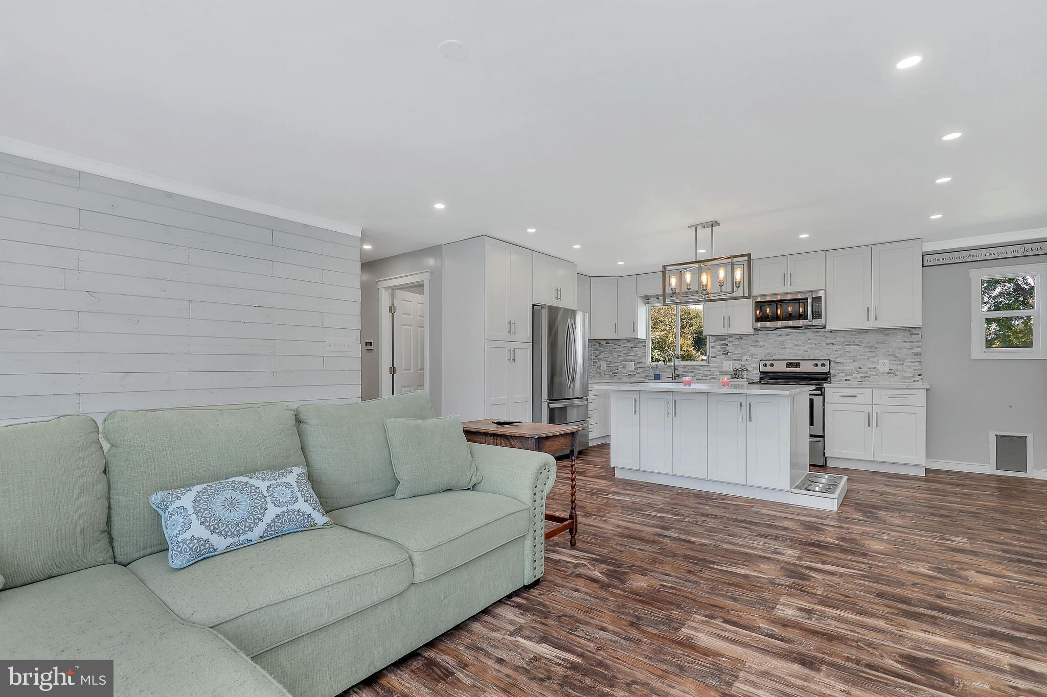 STERLING  PARK - Residential