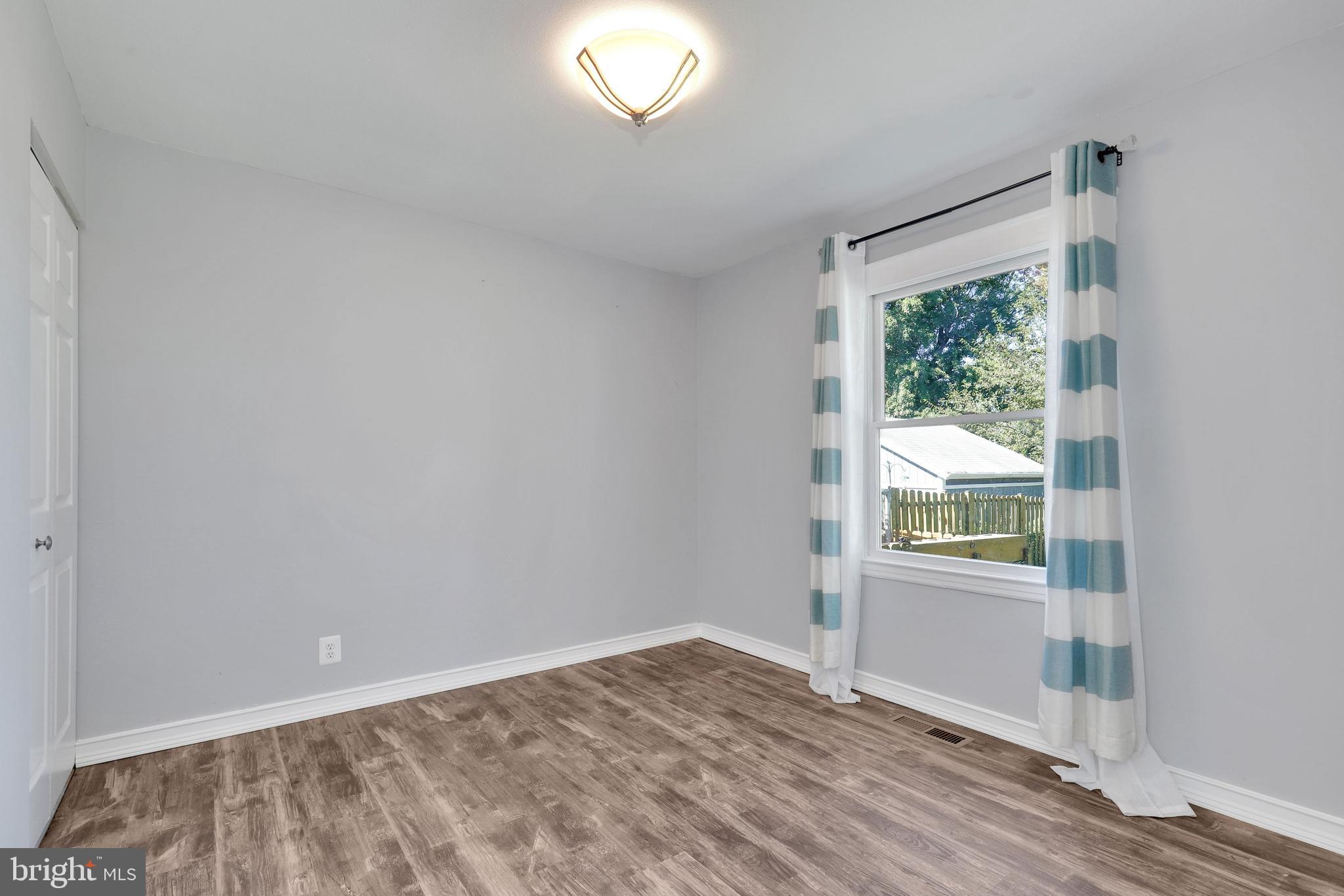 STERLING  PARK - Residential