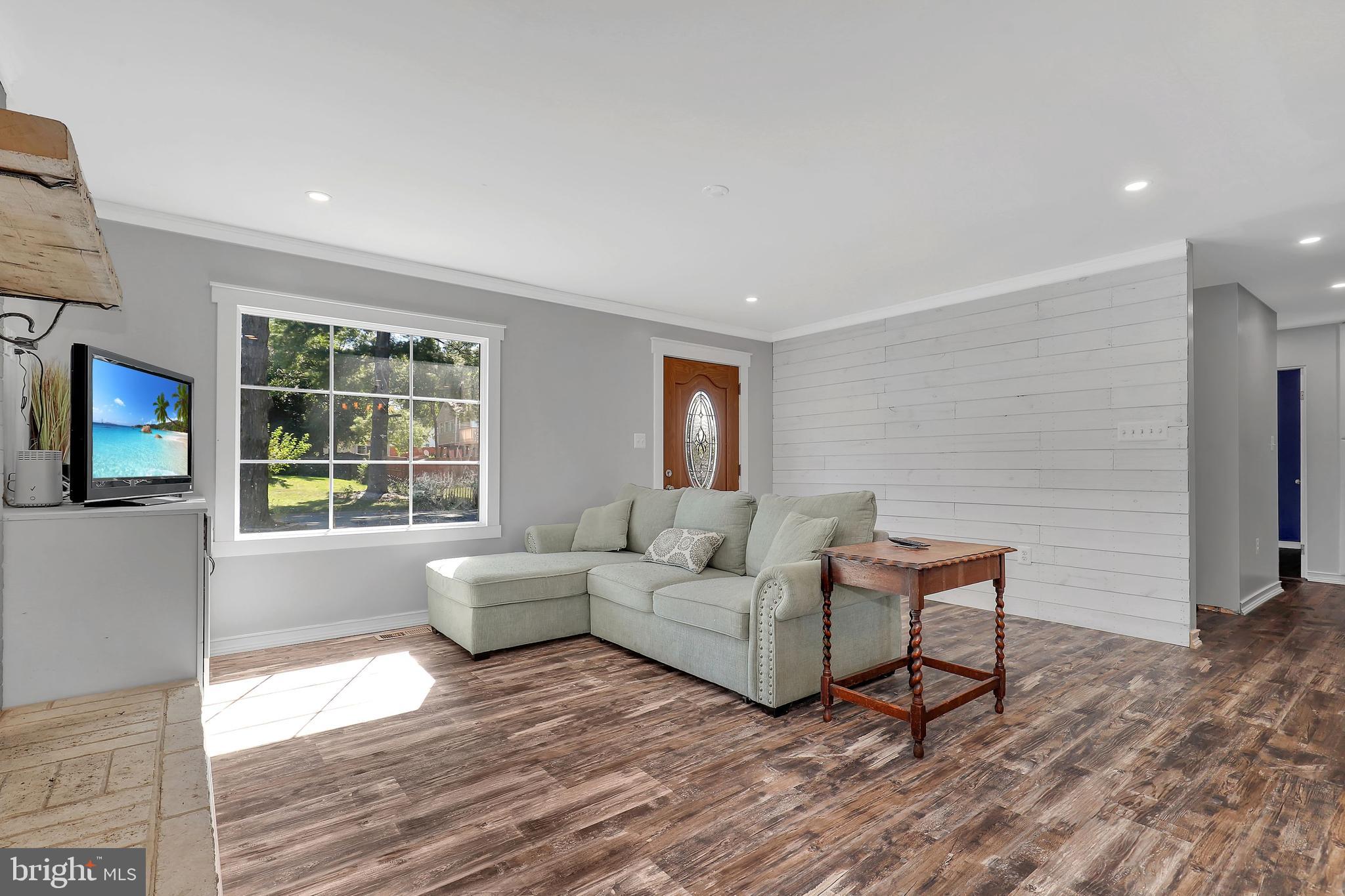 STERLING  PARK - Residential