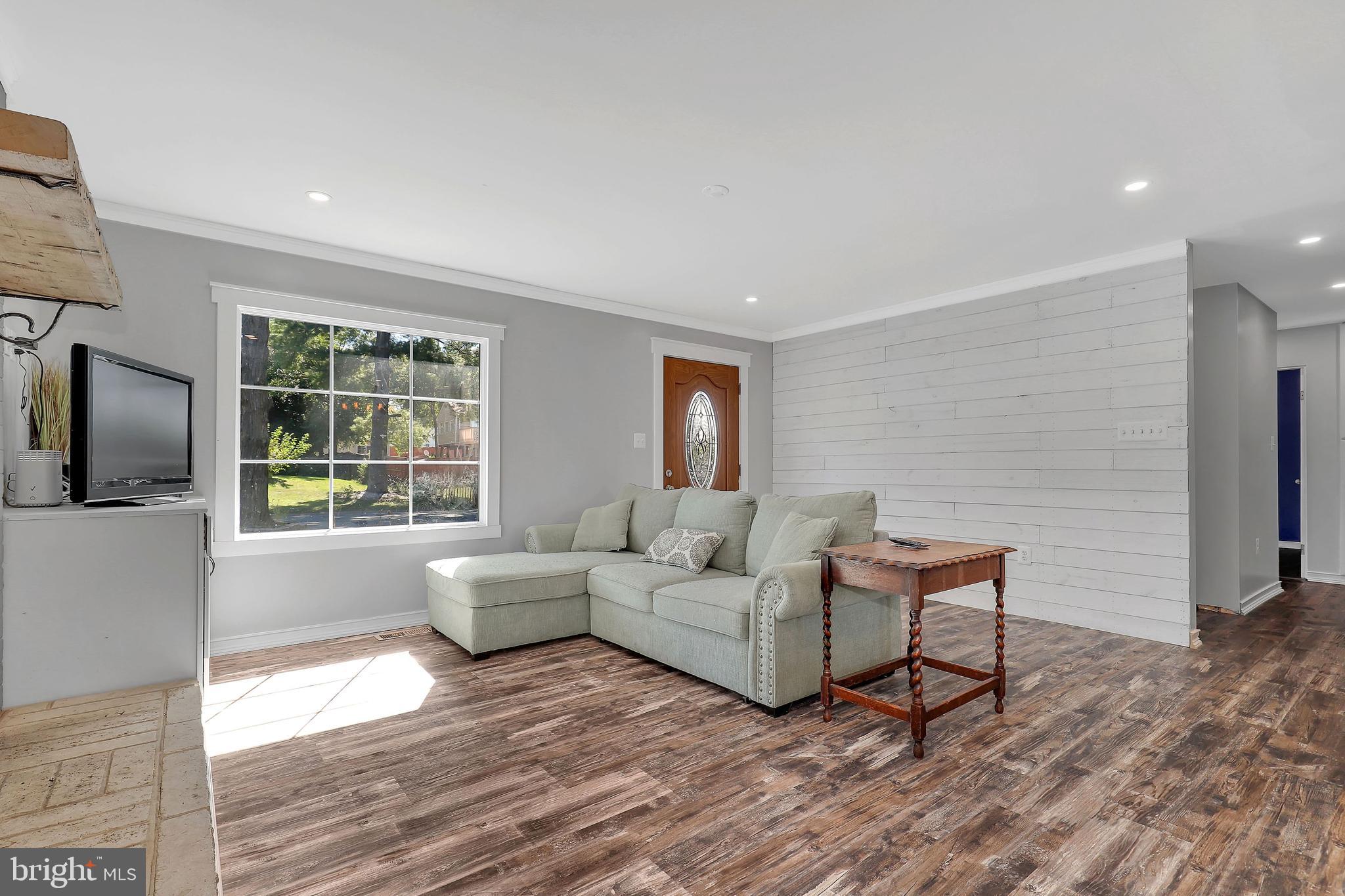 STERLING  PARK - Residential