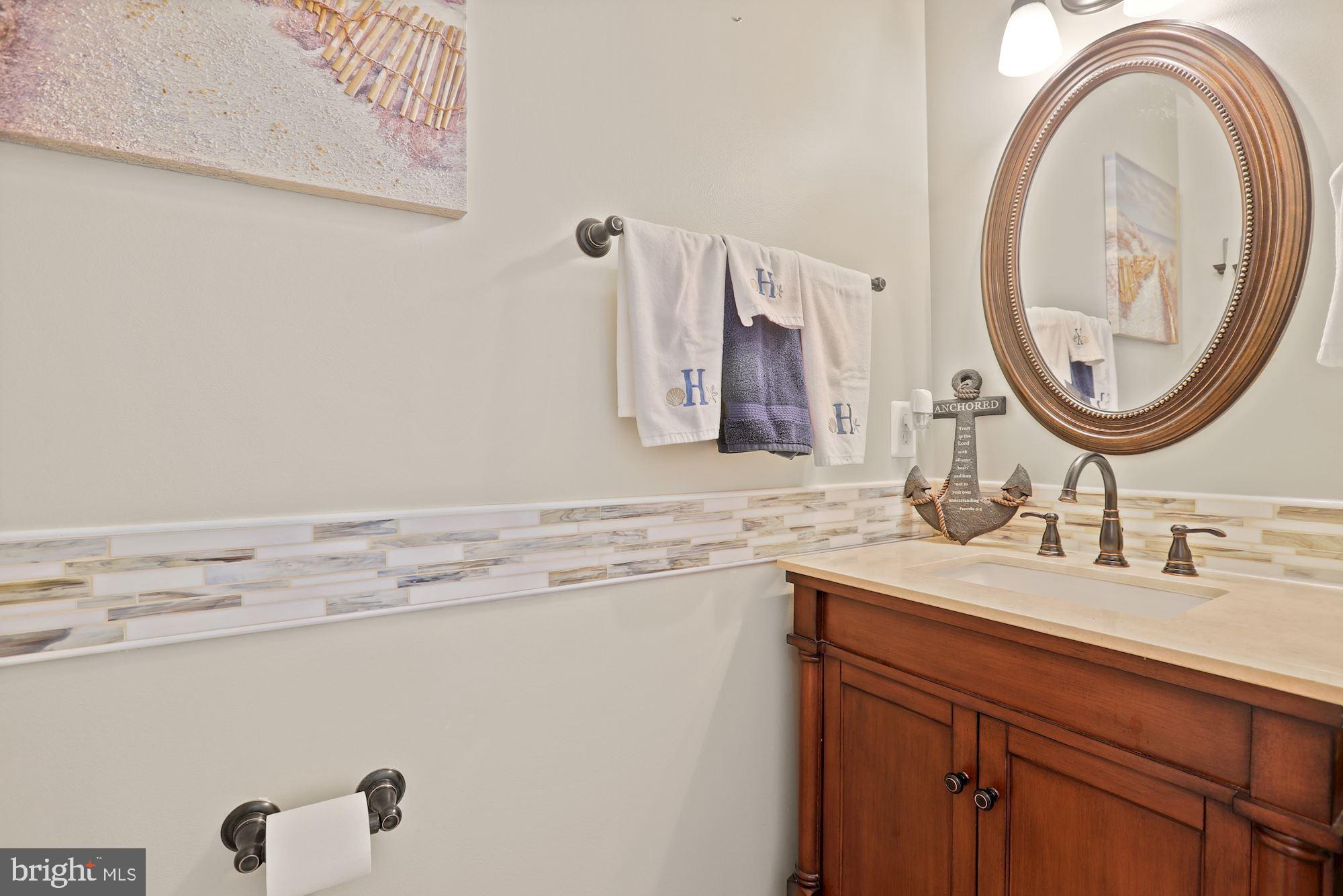 CREST RIDGE ESTATES - Residential