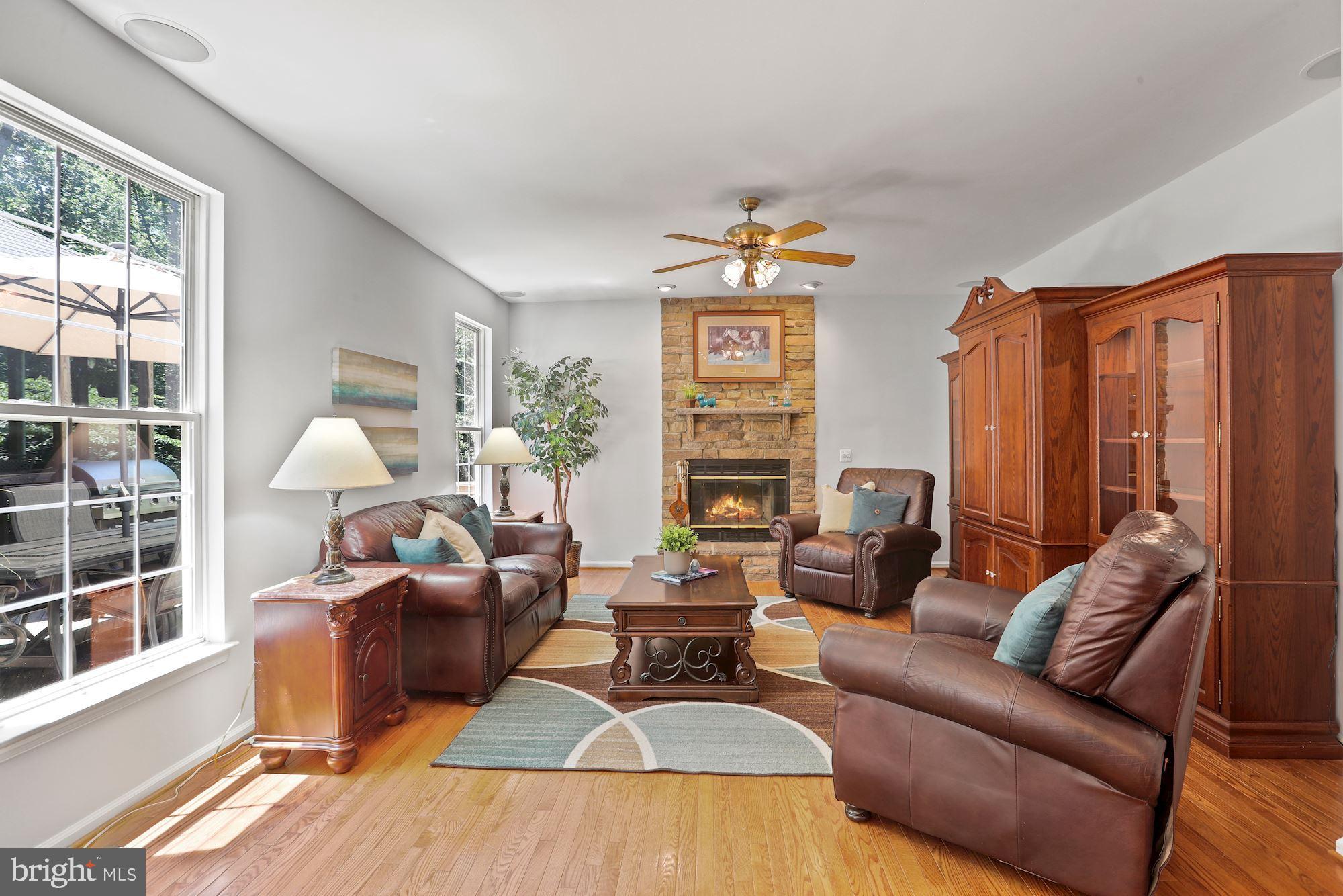 CREST RIDGE ESTATES - Residential