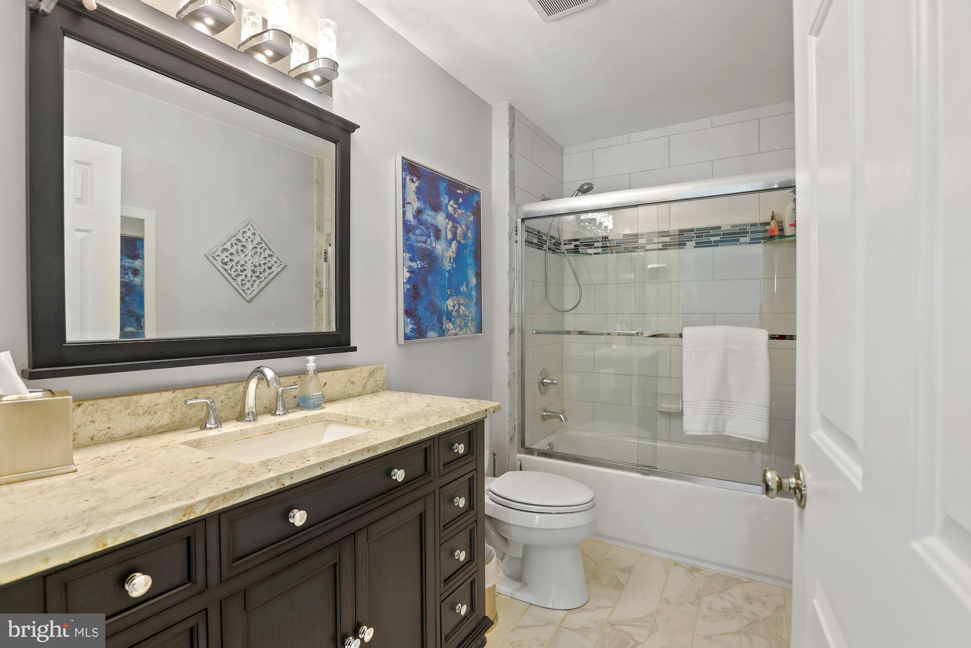 CREST RIDGE ESTATES - Residential