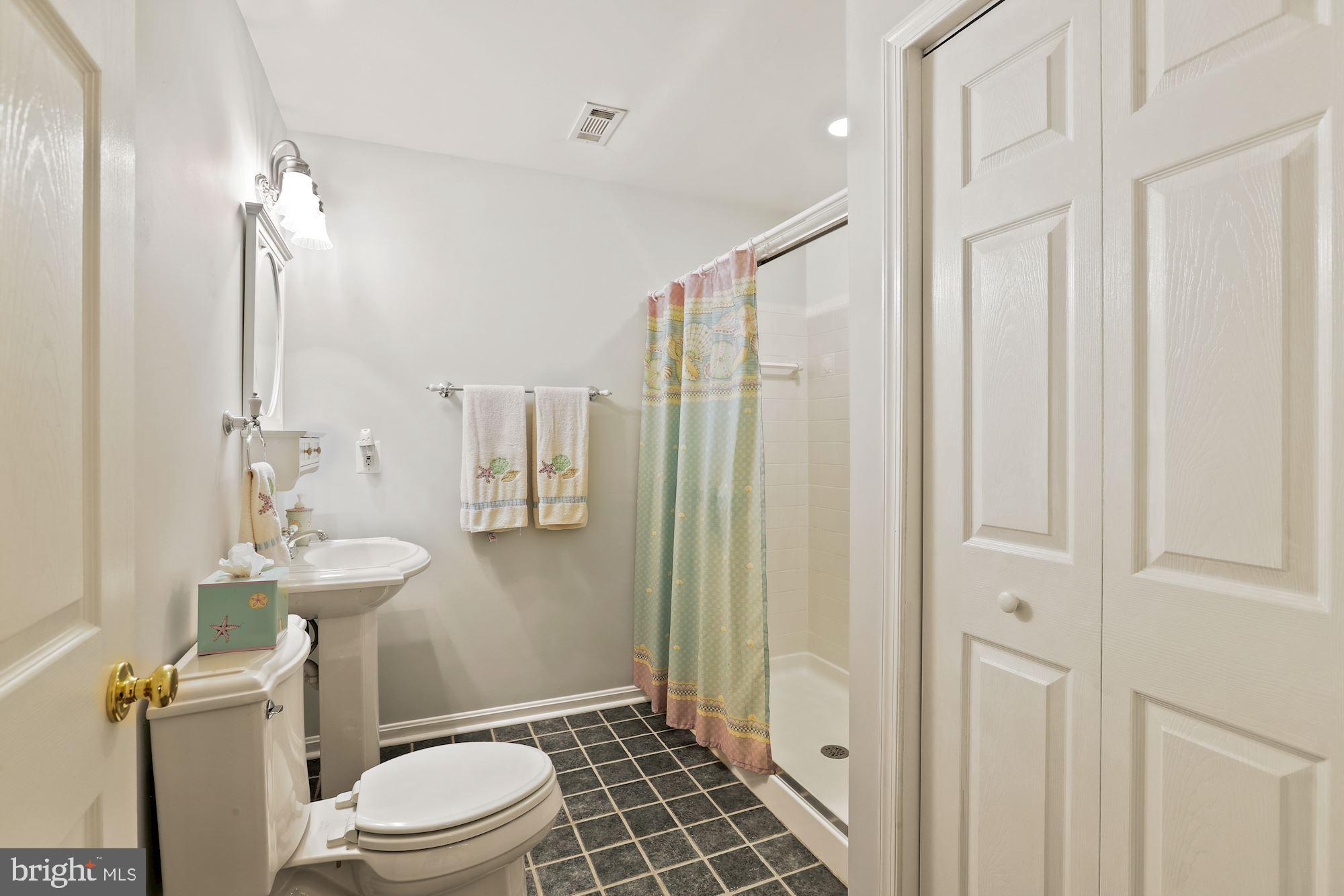 CREST RIDGE ESTATES - Residential