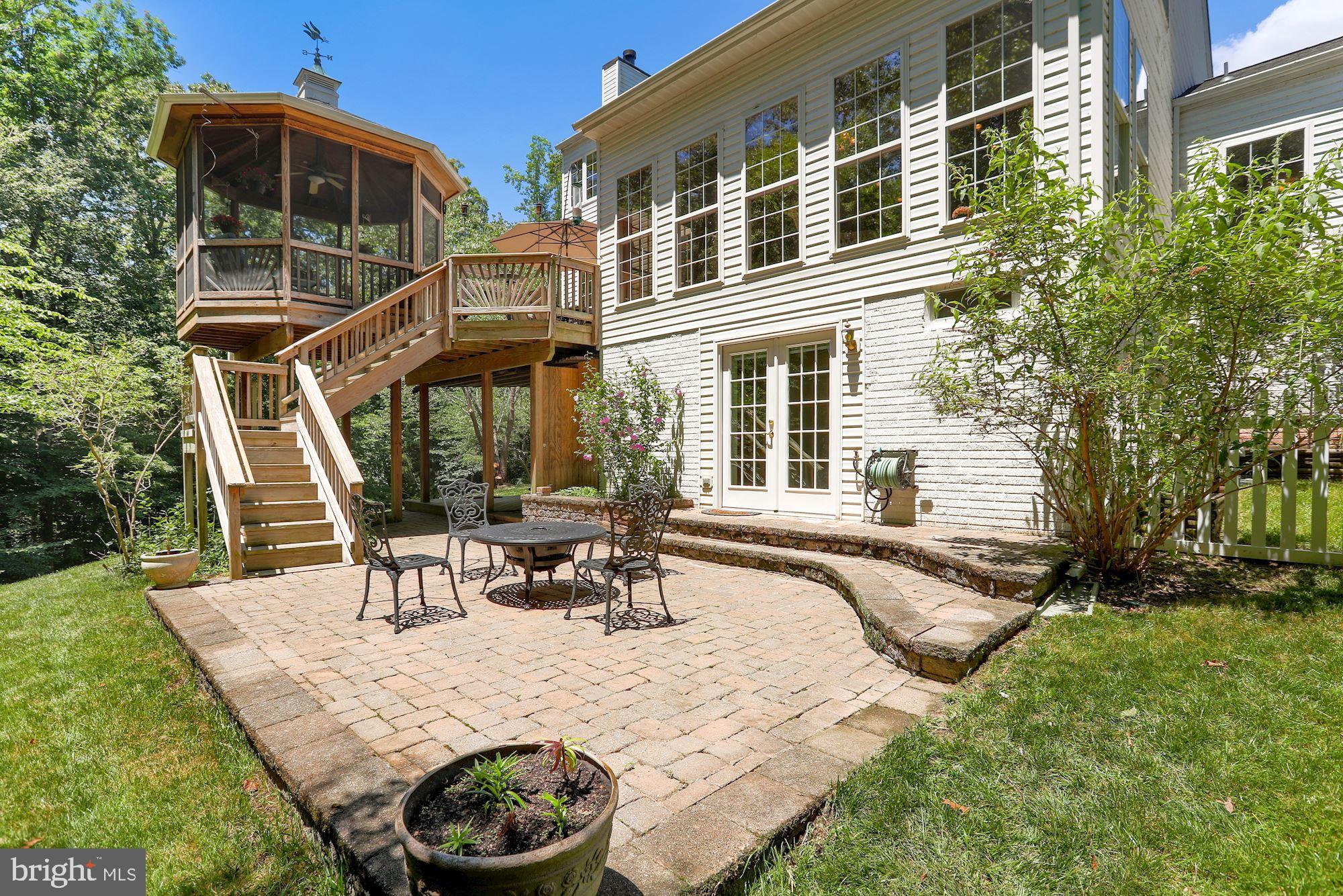 CREST RIDGE ESTATES - Residential