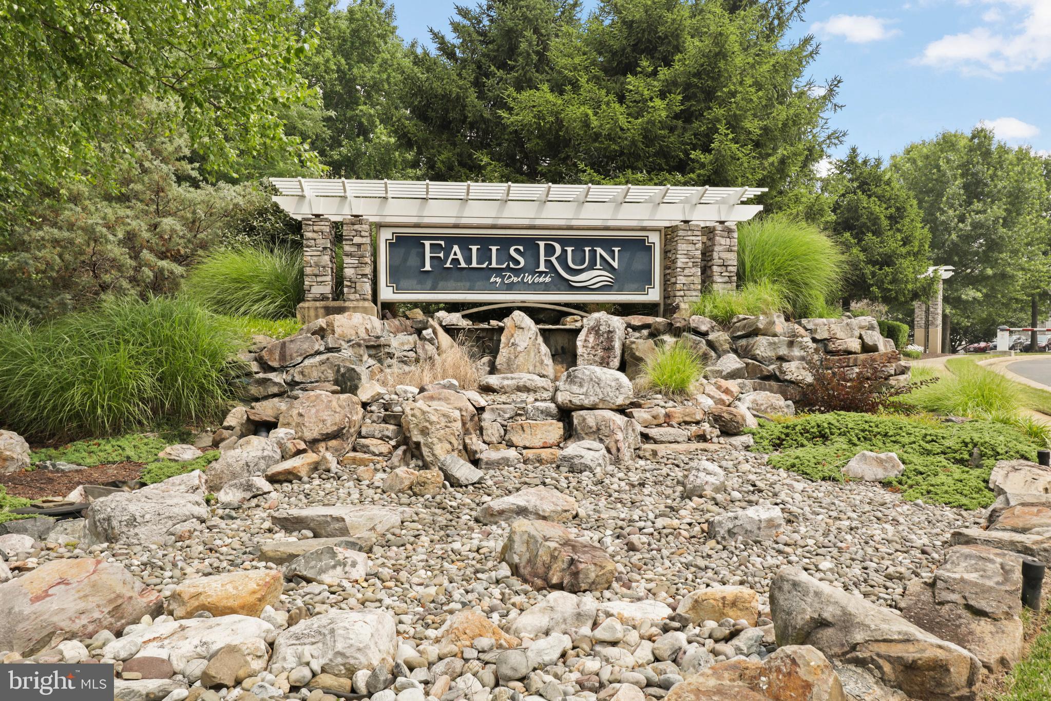 FALLS RUN - Residential