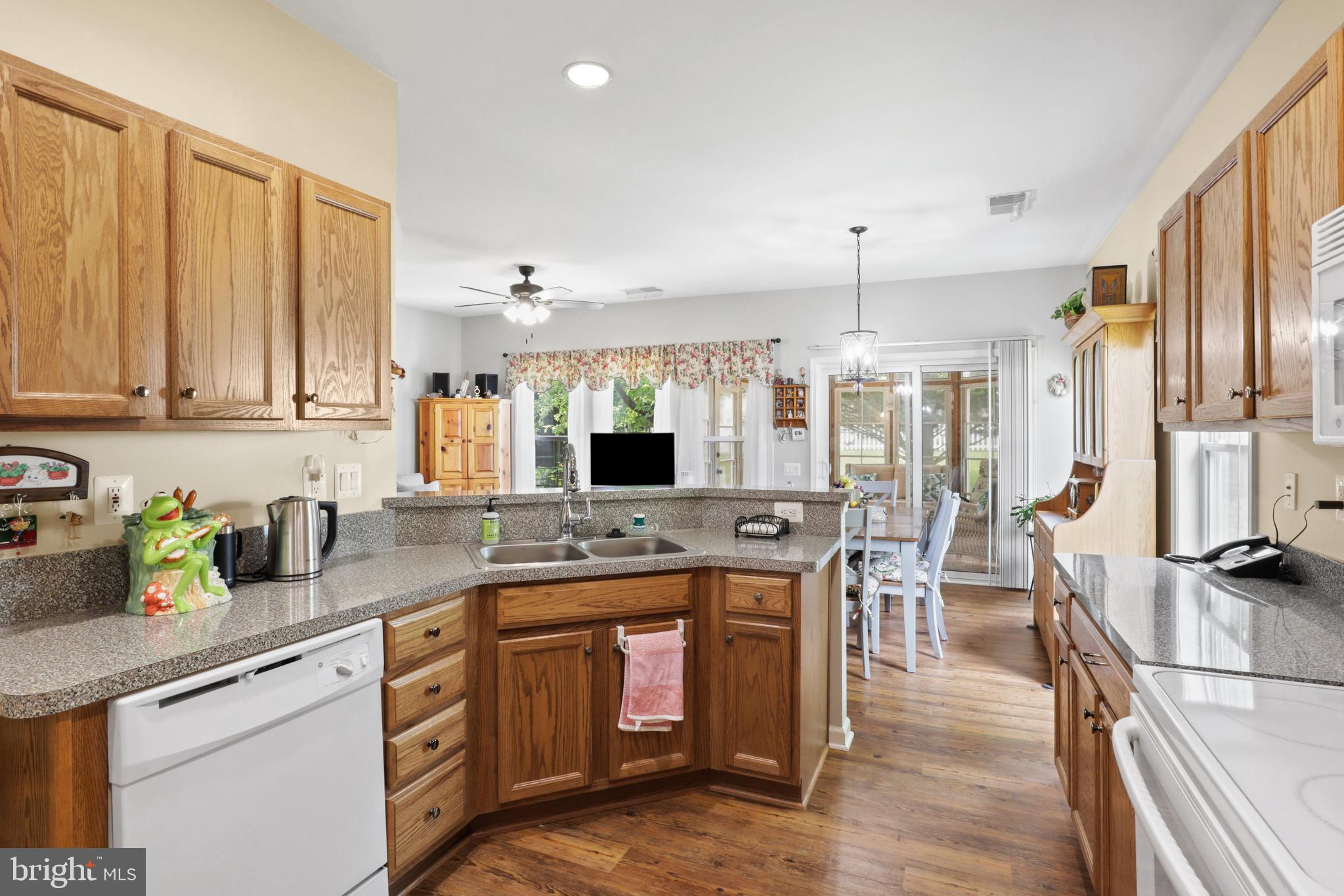 FALLS RUN - Residential