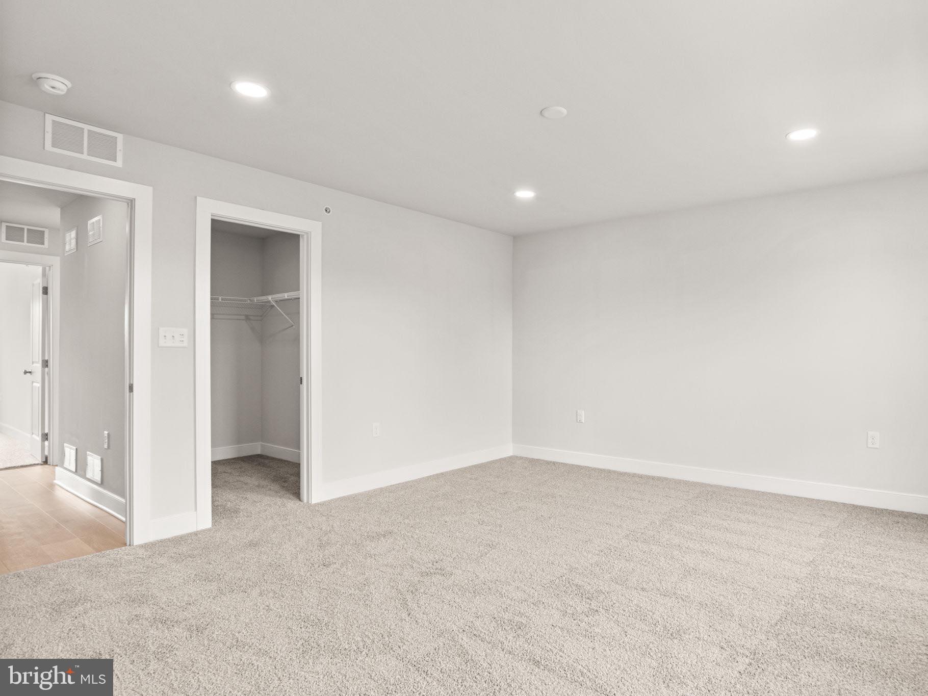 GRANGE - Residential