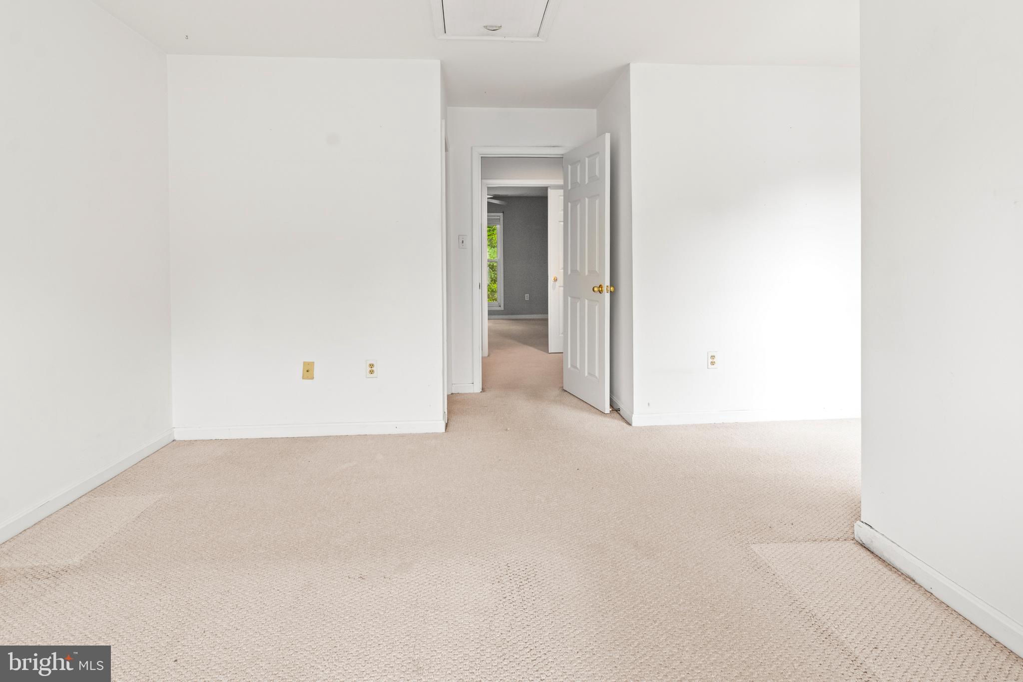 RIVA TRACE - Residential