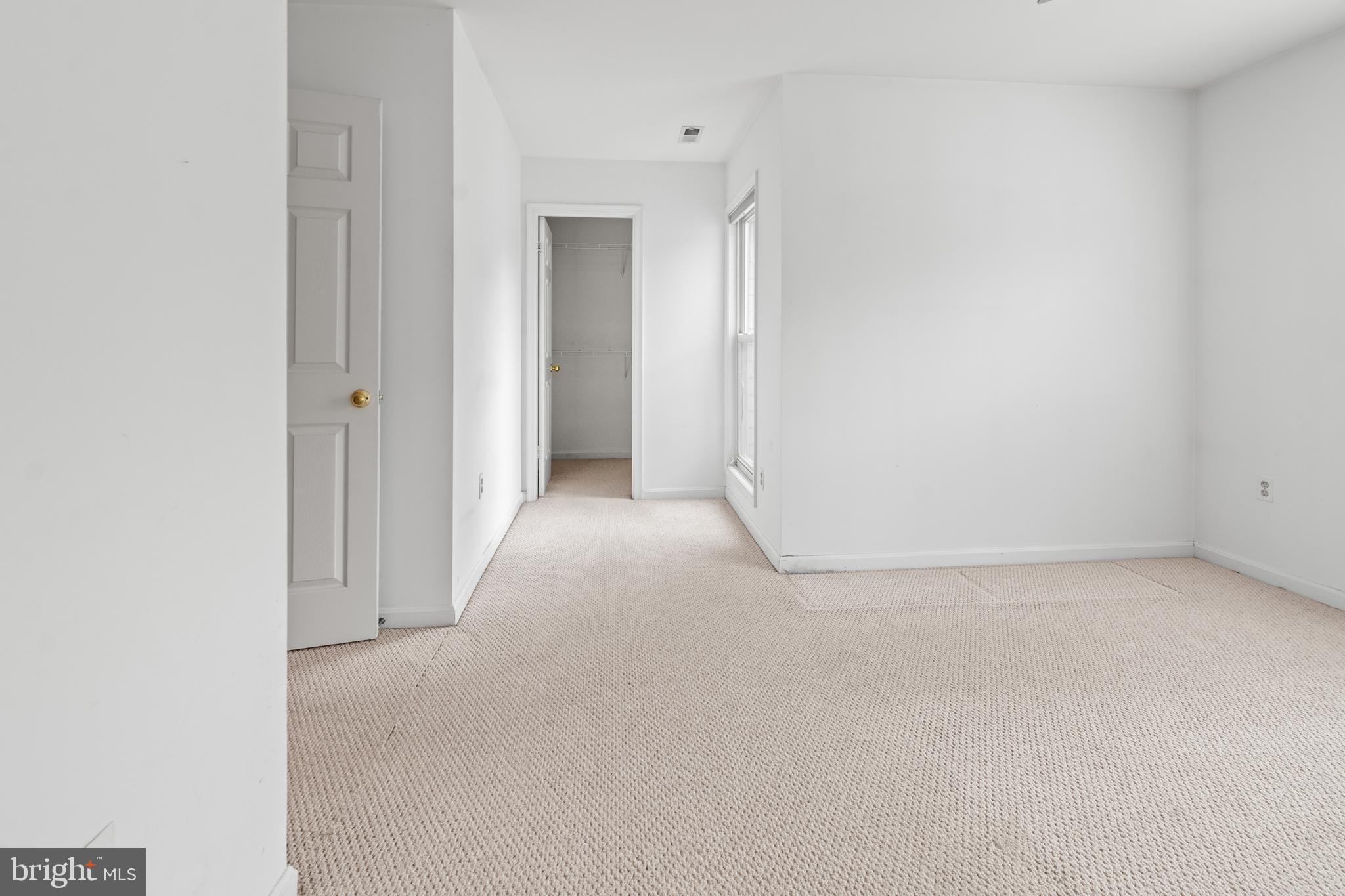 RIVA TRACE - Residential