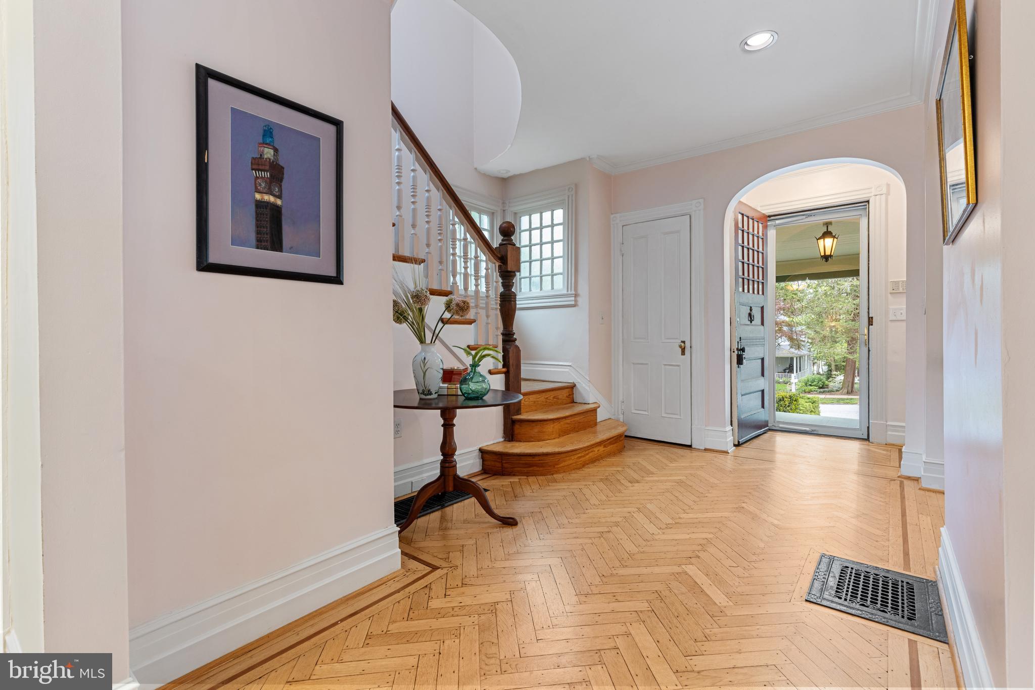 ROLAND PARK - Residential