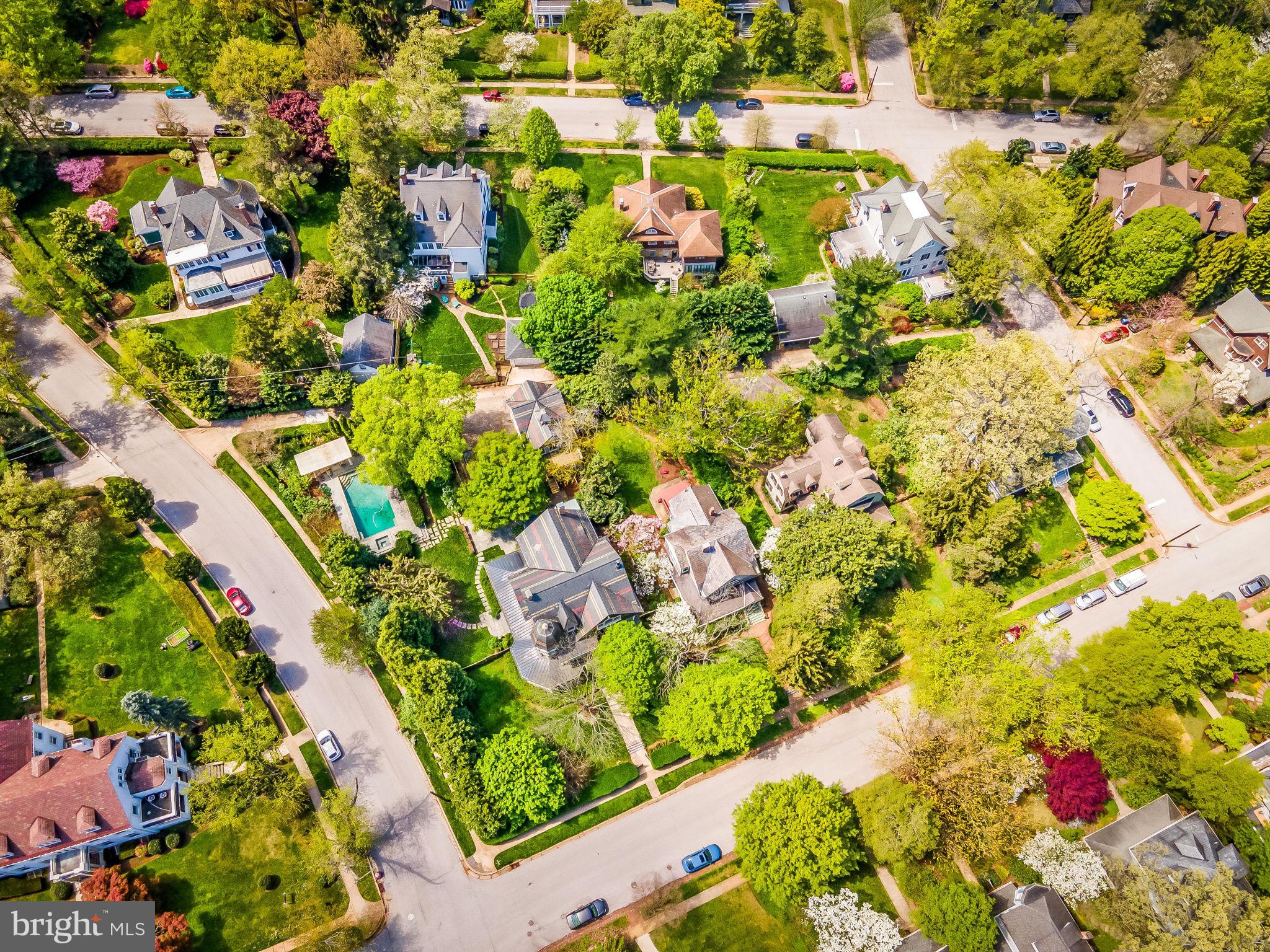 ROLAND PARK - Residential