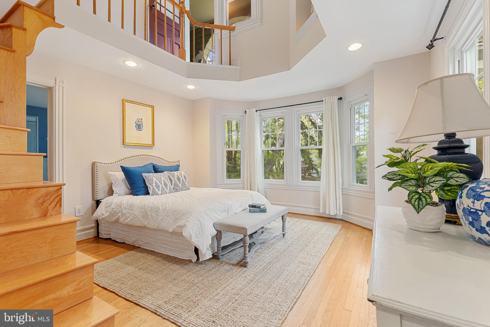 ROLAND PARK - Residential