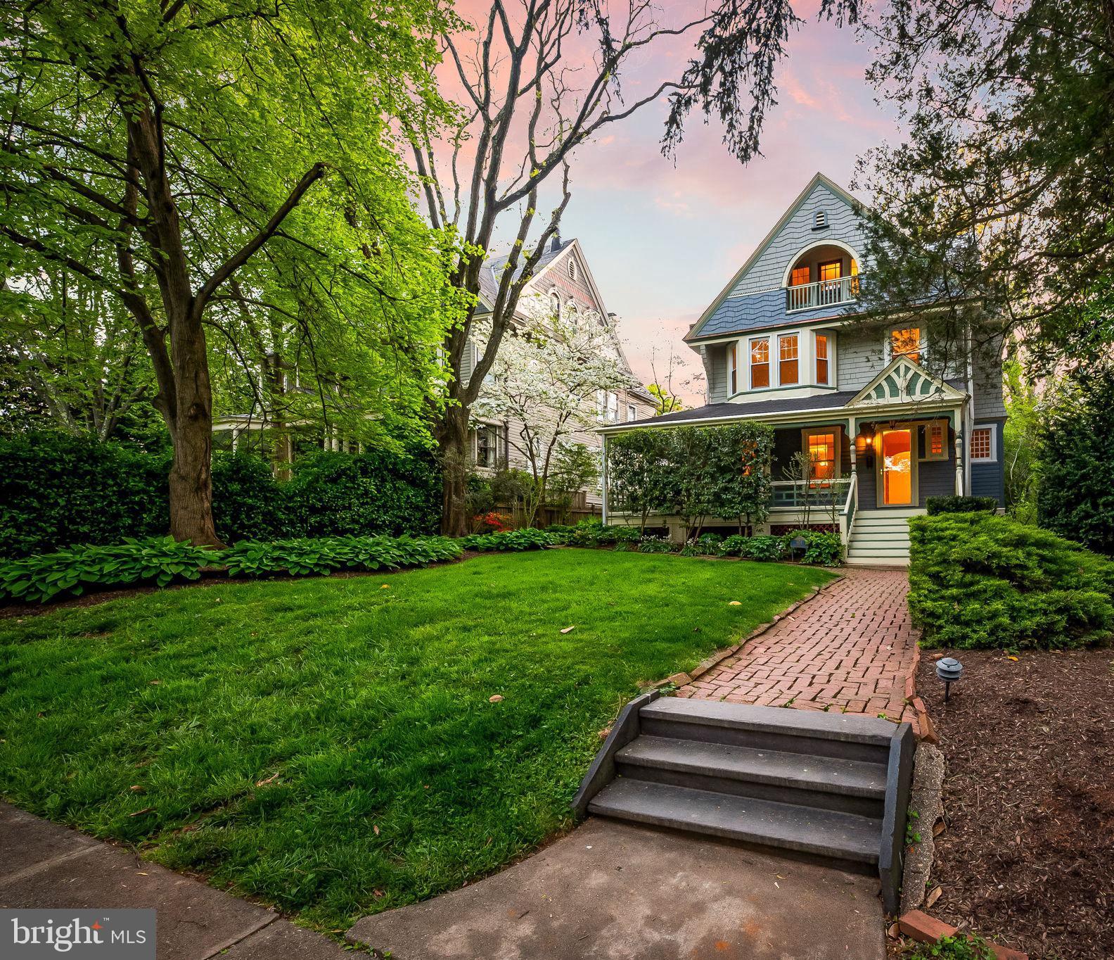 ROLAND PARK - Residential