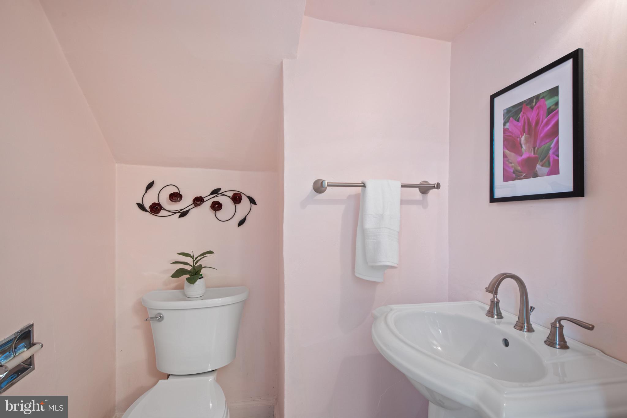 ROLAND PARK - Residential