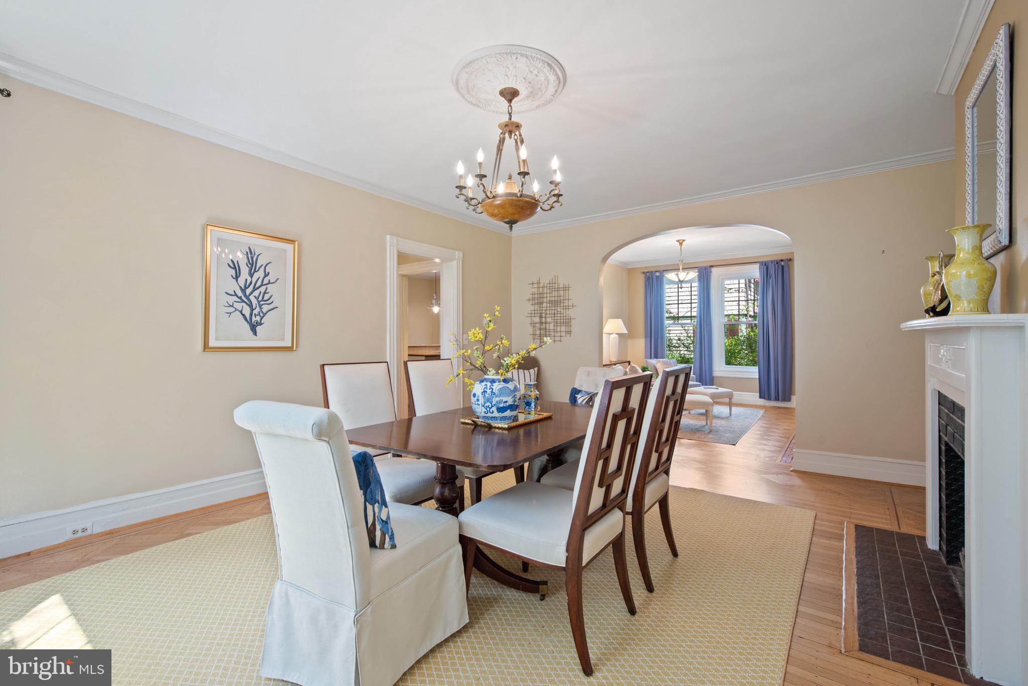 ROLAND PARK - Residential