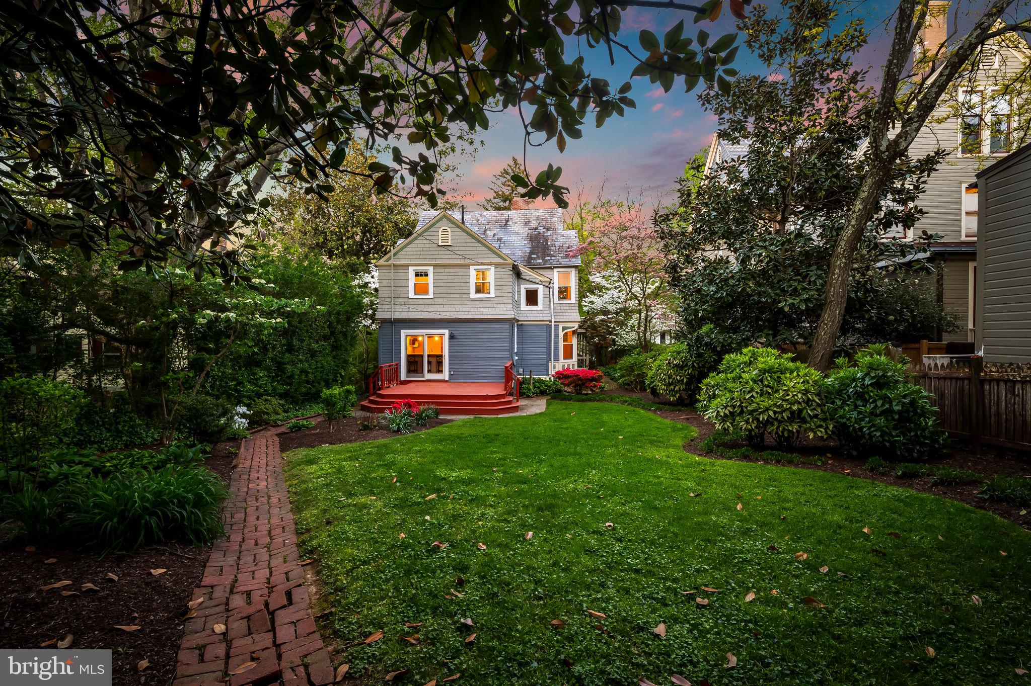 ROLAND PARK - Residential