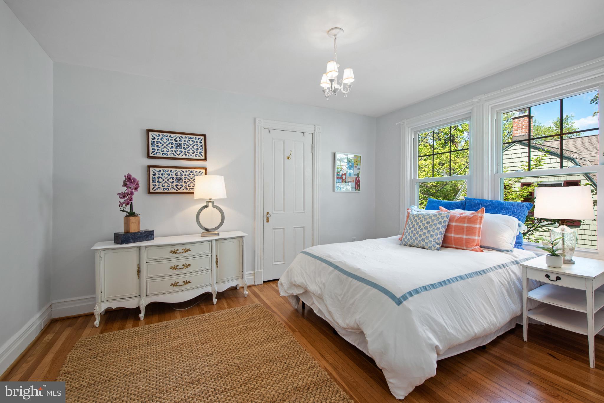 ROLAND PARK - Residential