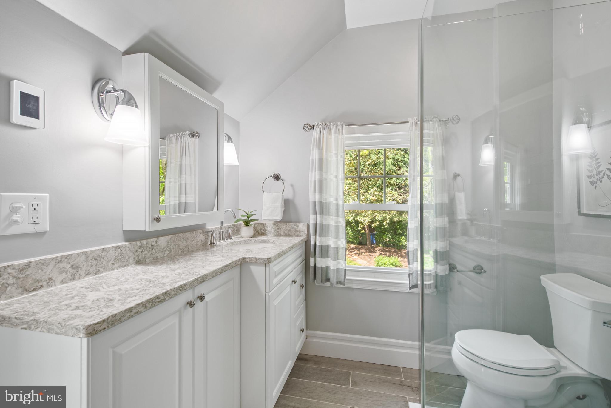 ROLAND PARK - Residential