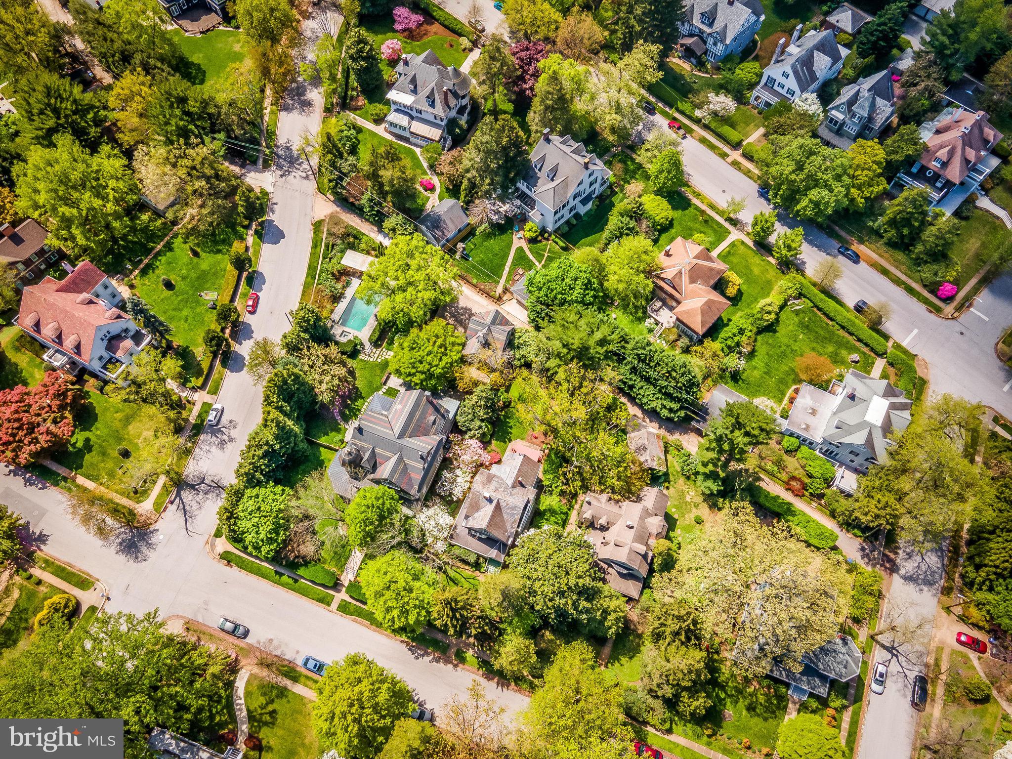 ROLAND PARK - Residential