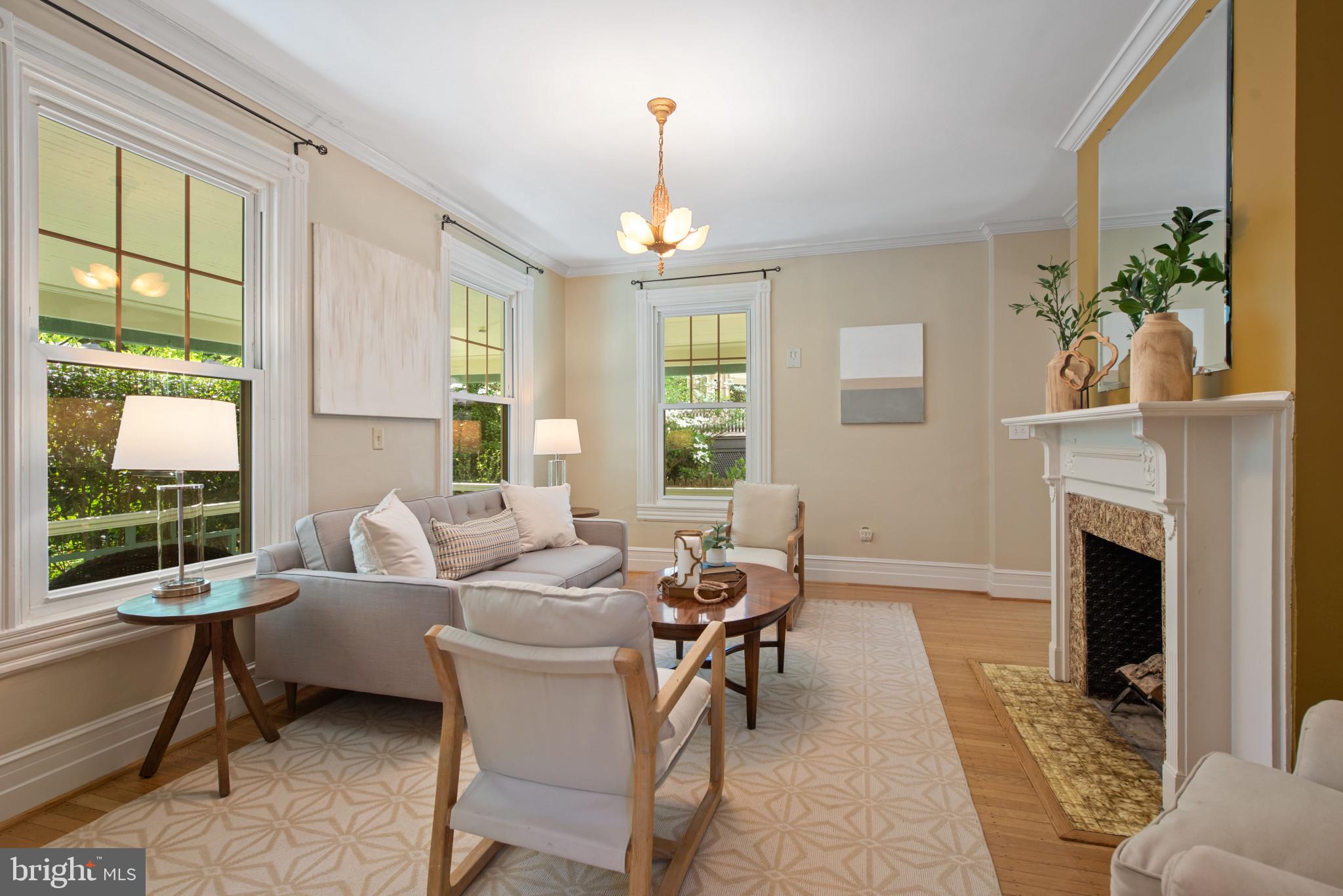 ROLAND PARK - Residential