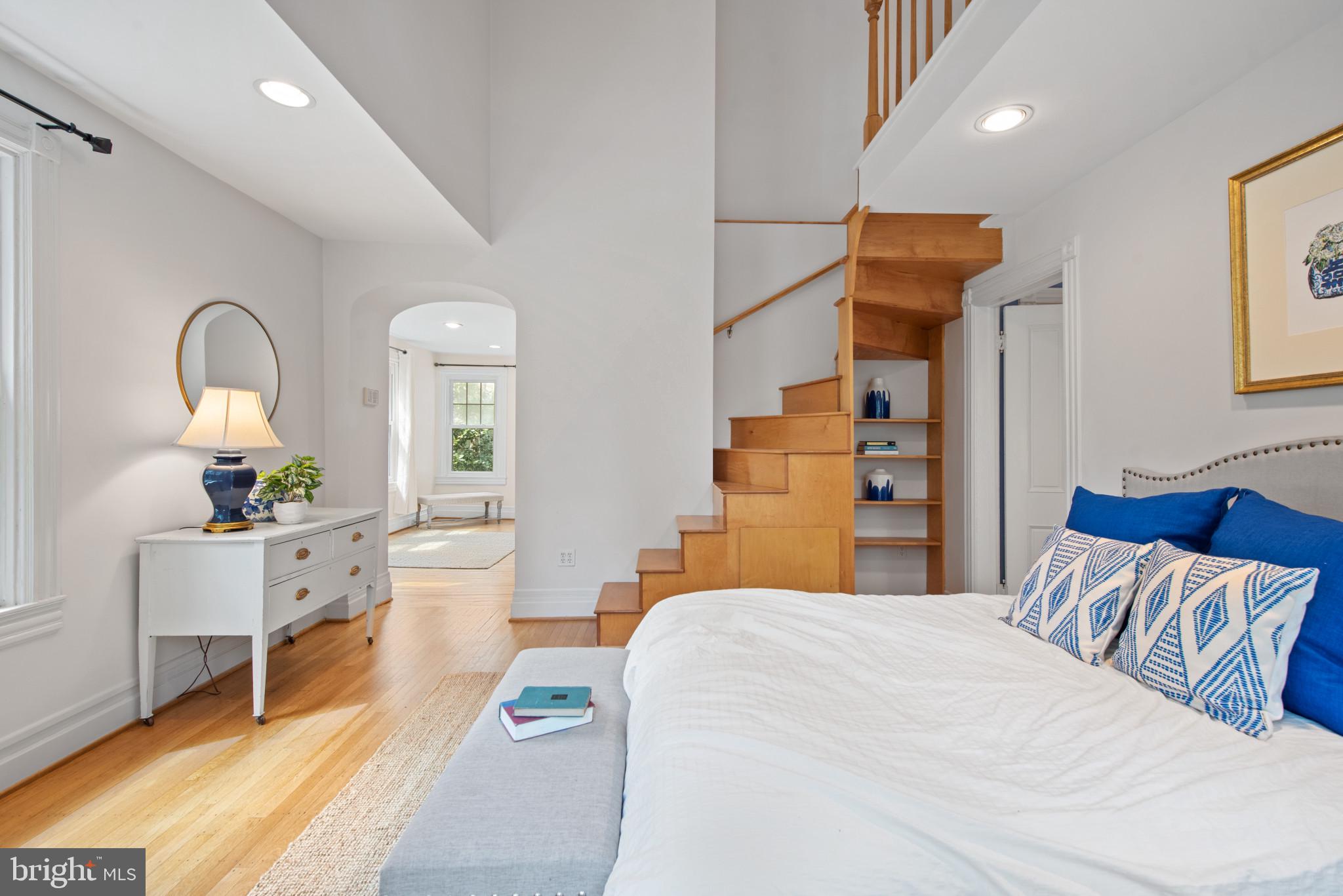 ROLAND PARK - Residential