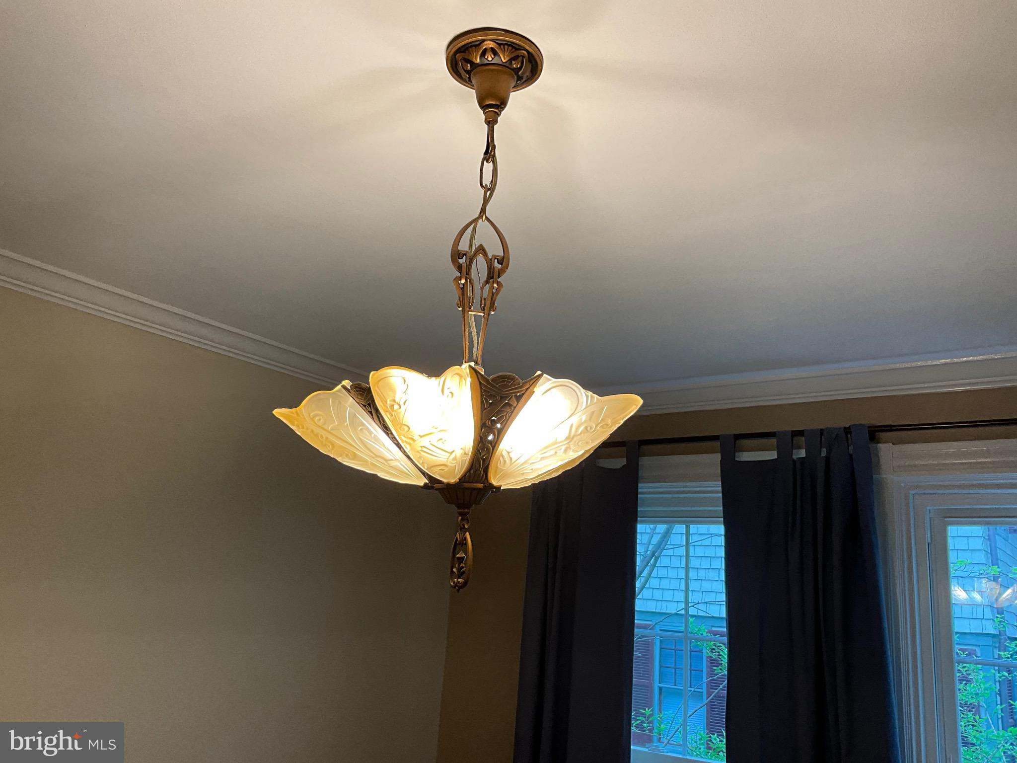 ROLAND PARK - Residential