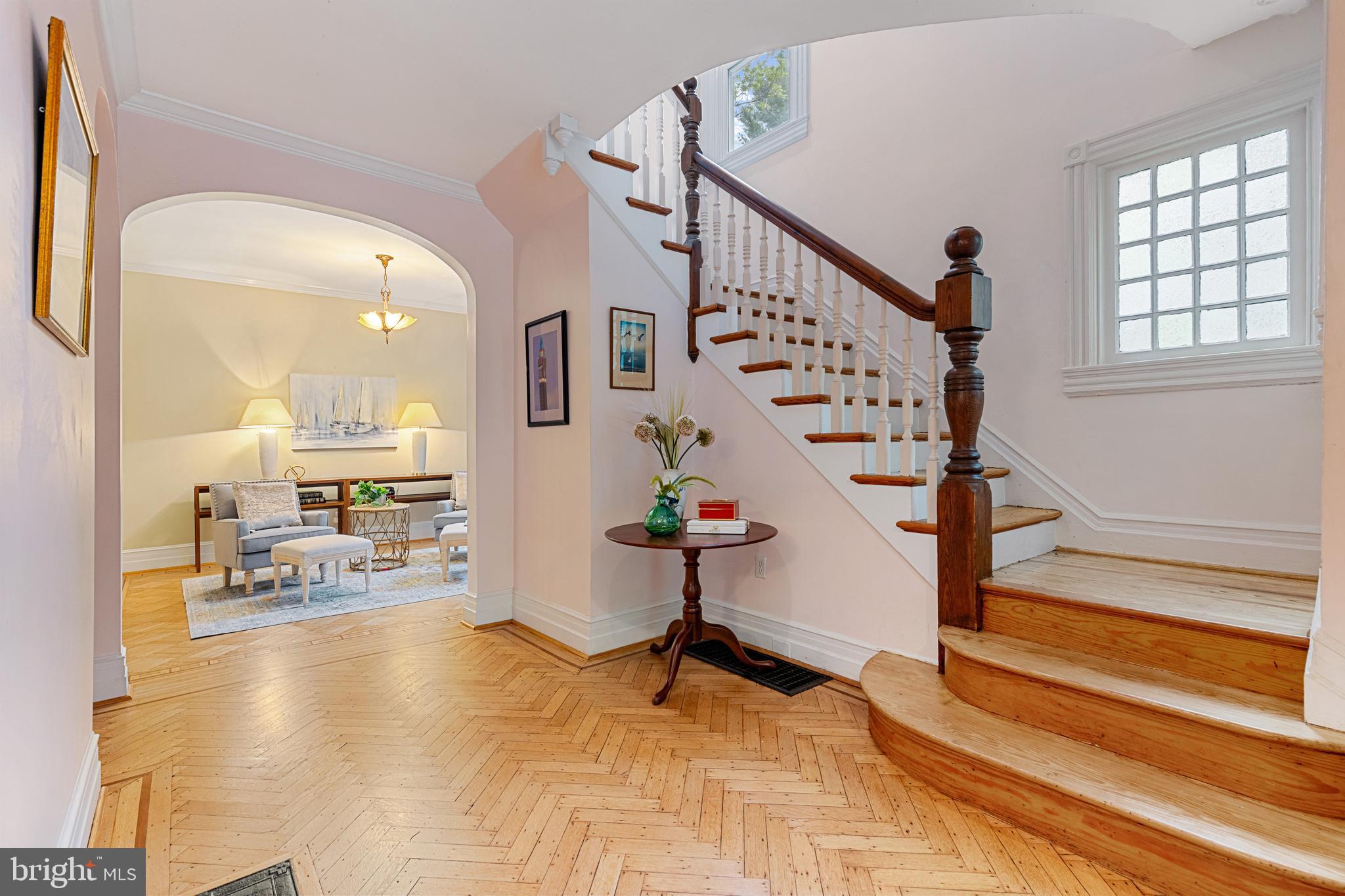 ROLAND PARK - Residential