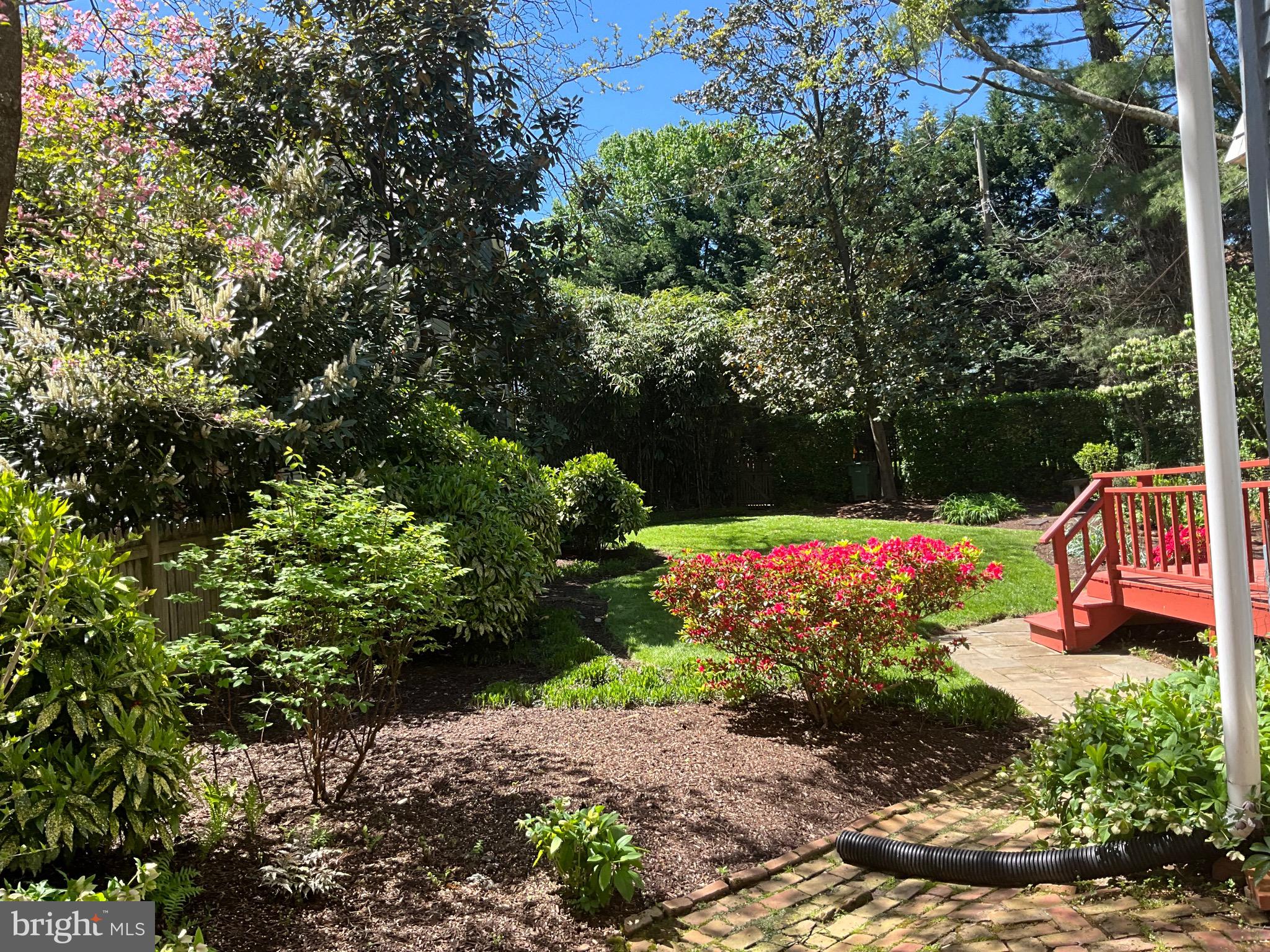 ROLAND PARK - Residential