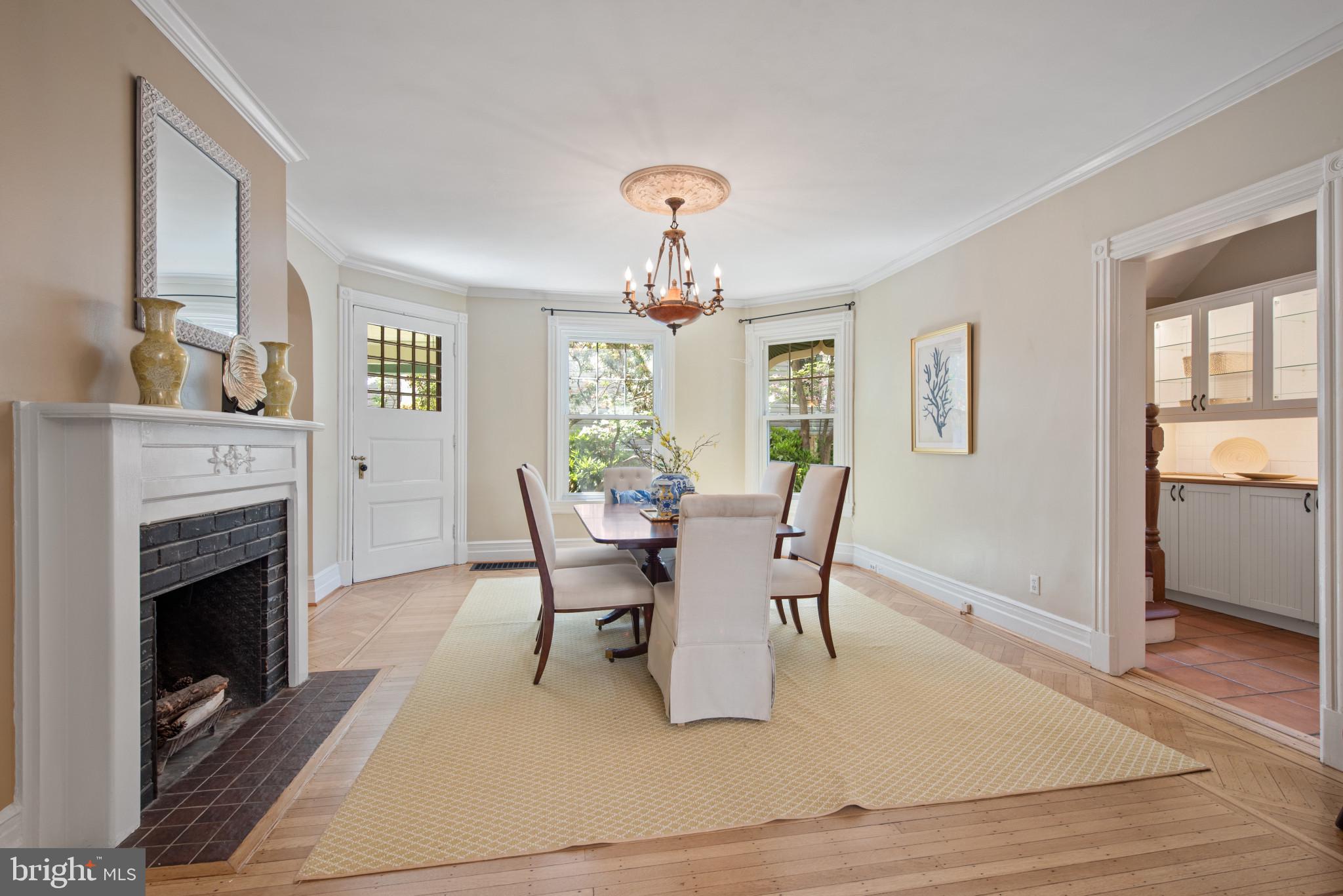 ROLAND PARK - Residential