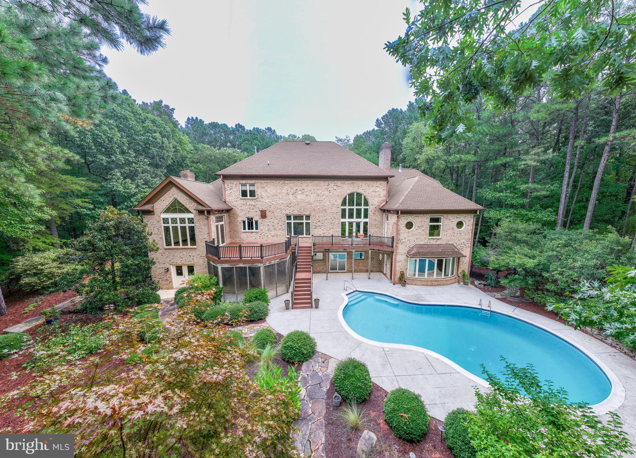 2412 PATES CREEK