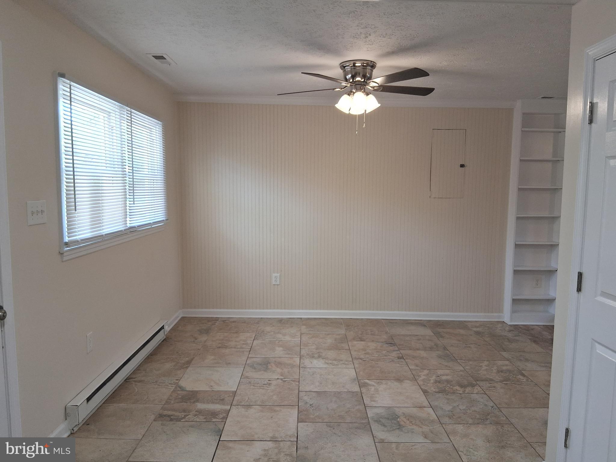 ROYAL VIEW ESTATES - Residential