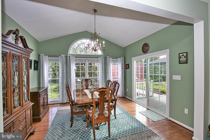 FRANKLIN KNOLL - Residential