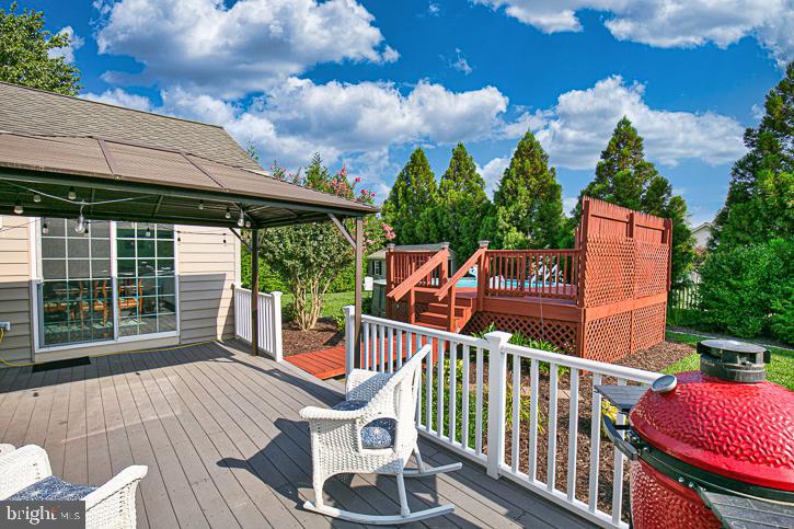 FRANKLIN KNOLL - Residential