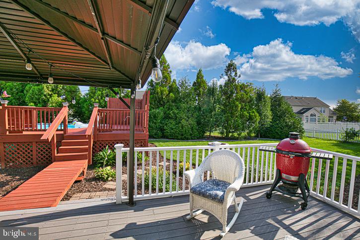 FRANKLIN KNOLL - Residential