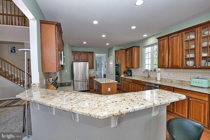 FRANKLIN KNOLL - Residential