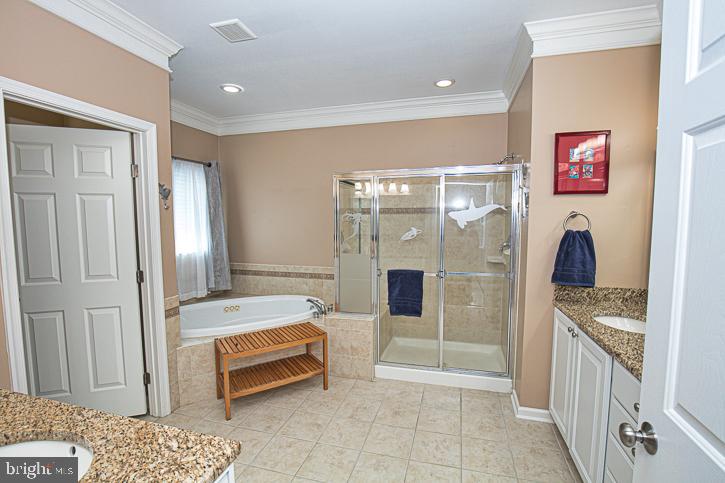 FRANKLIN KNOLL - Residential