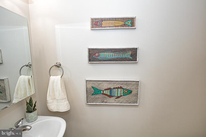 FRANKLIN KNOLL - Residential