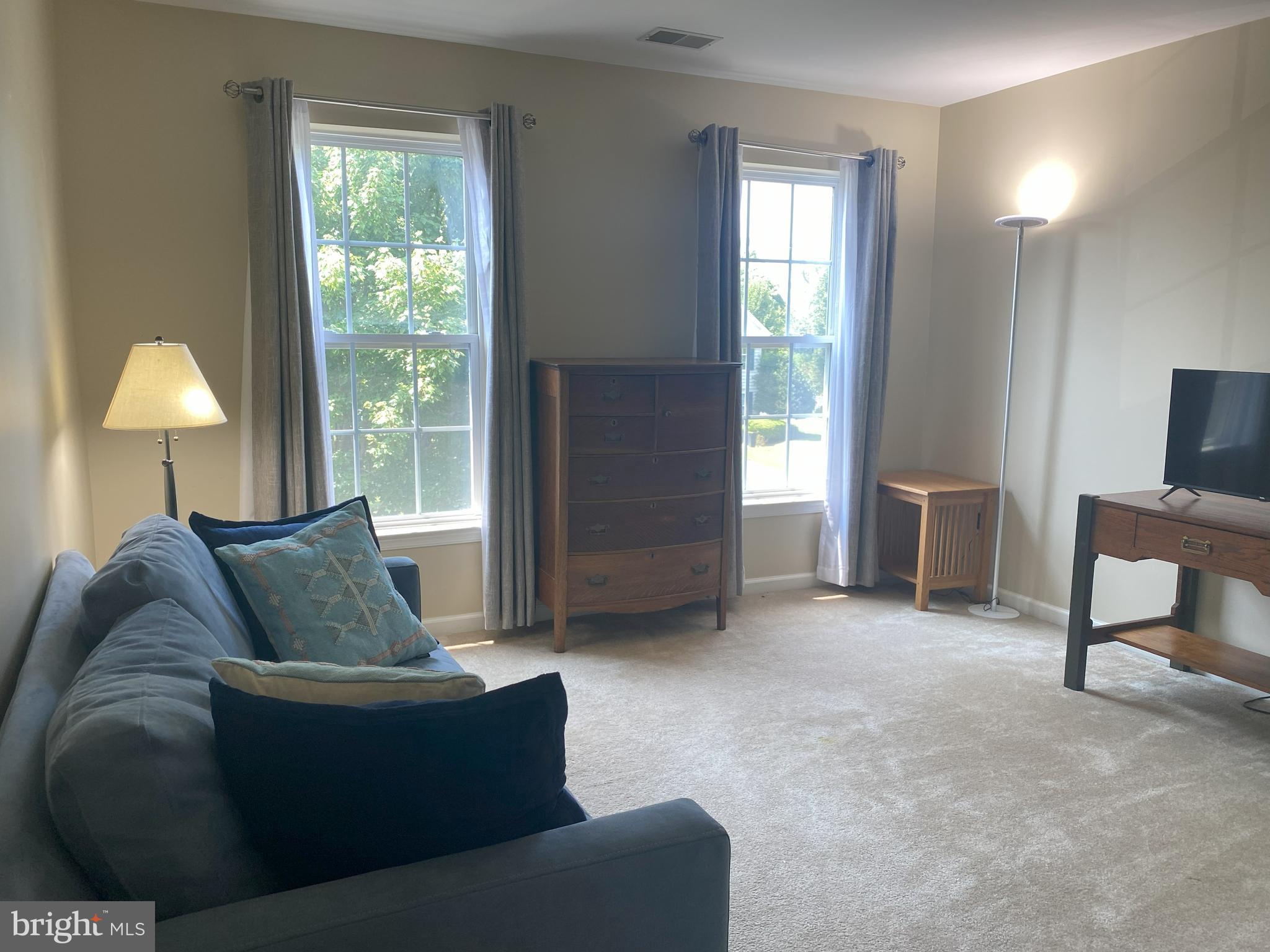 FRANKLIN KNOLL - Residential