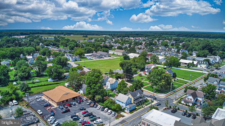 FRANKLIN KNOLL - Residential