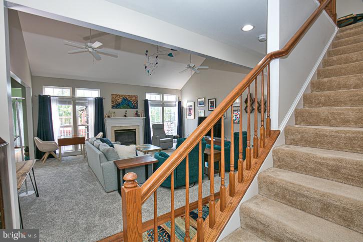 FRANKLIN KNOLL - Residential