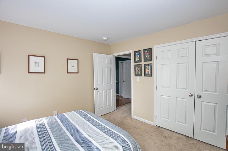 FRANKLIN KNOLL - Residential