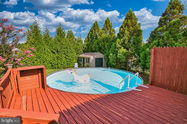 FRANKLIN KNOLL - Residential