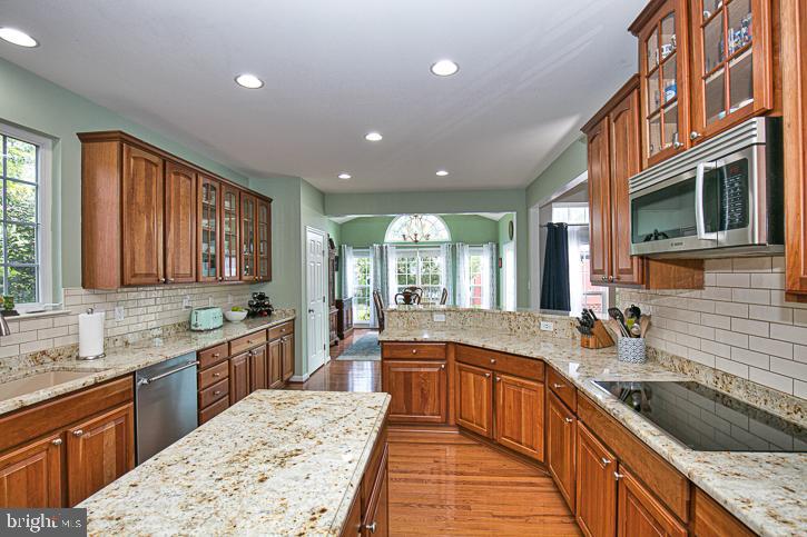 FRANKLIN KNOLL - Residential