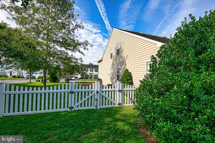 FRANKLIN KNOLL - Residential