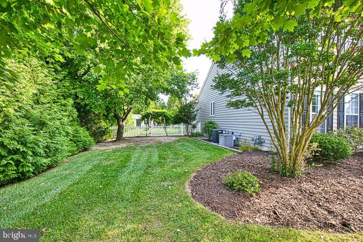 FRANKLIN KNOLL - Residential