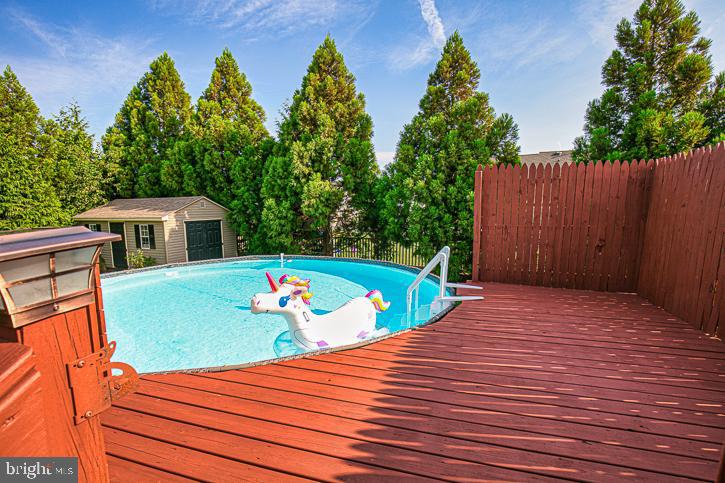 FRANKLIN KNOLL - Residential